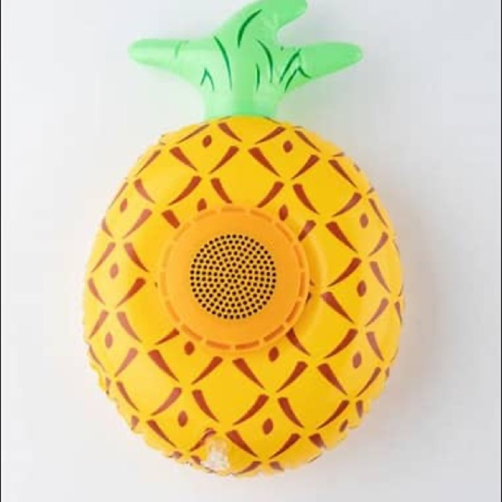 Cylo H2O Inflatable Bluetooth Floating Speaker Pineapple Yellow